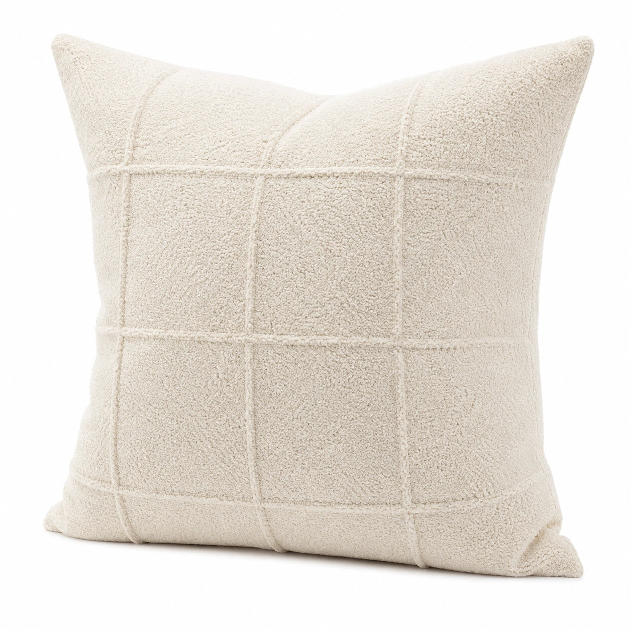Coussin décoratif 45 x 45 cm en tissu bouclette écru - texture douce à motif quadrillé