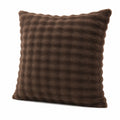 Coussin décoratif 45 x 45 cm en polyester marron effet fourrure doux