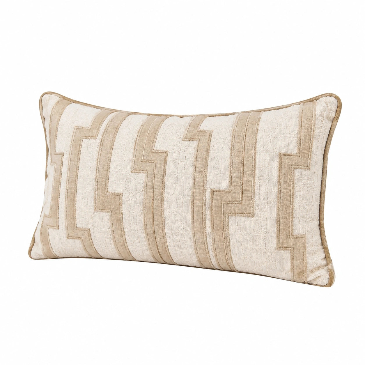 Coussin décoratif 50 x 30 cm en tissu beige écru à relief style géométrique